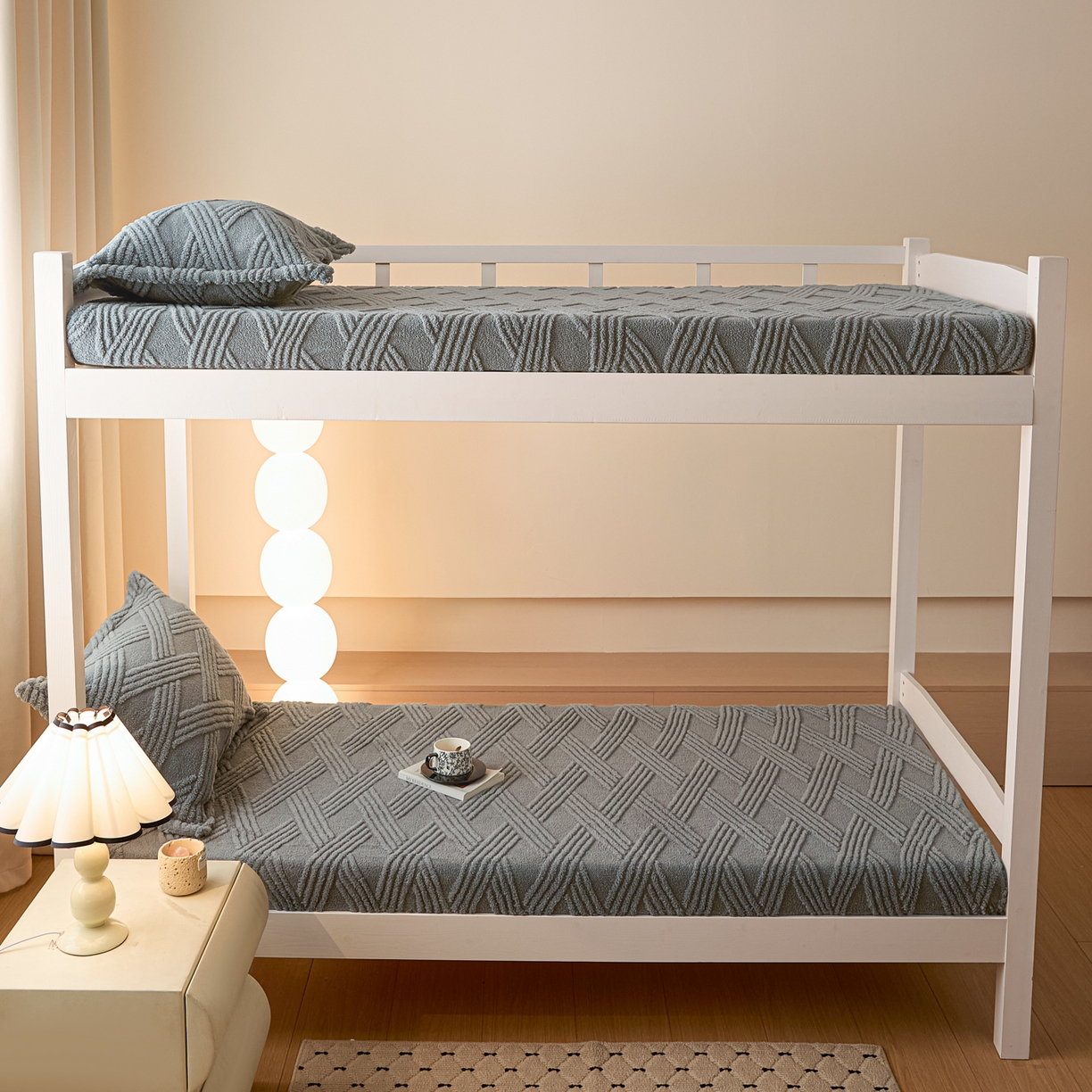 91家纺网 家纺一手货源 找家纺 川悦生活 2025新款塔夫绒印花单床笠 阳光暖垫-星灰