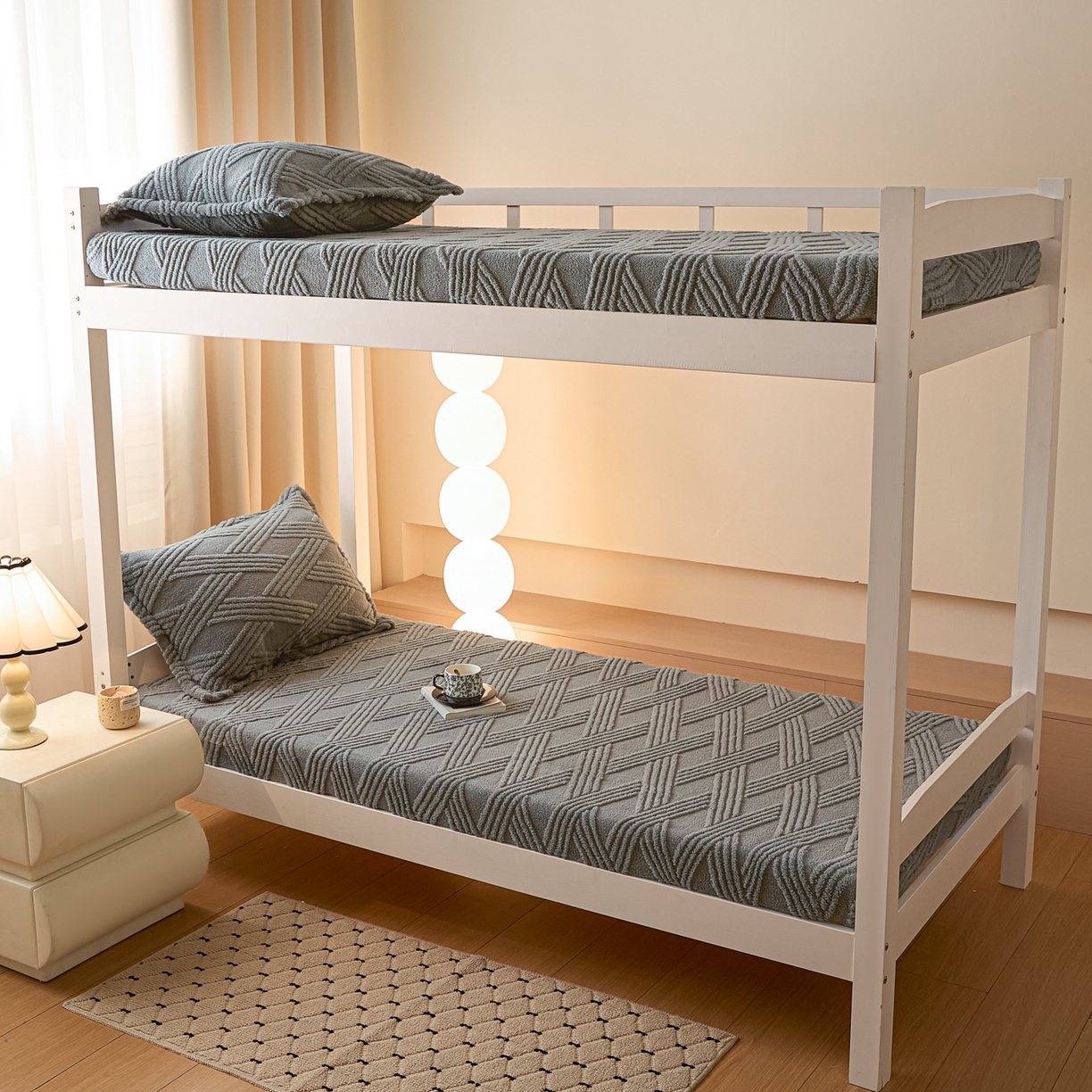 91家纺网 家纺一手货源 找家纺 川悦生活 2025新款塔夫绒印花单床笠 阳光暖垫-星灰