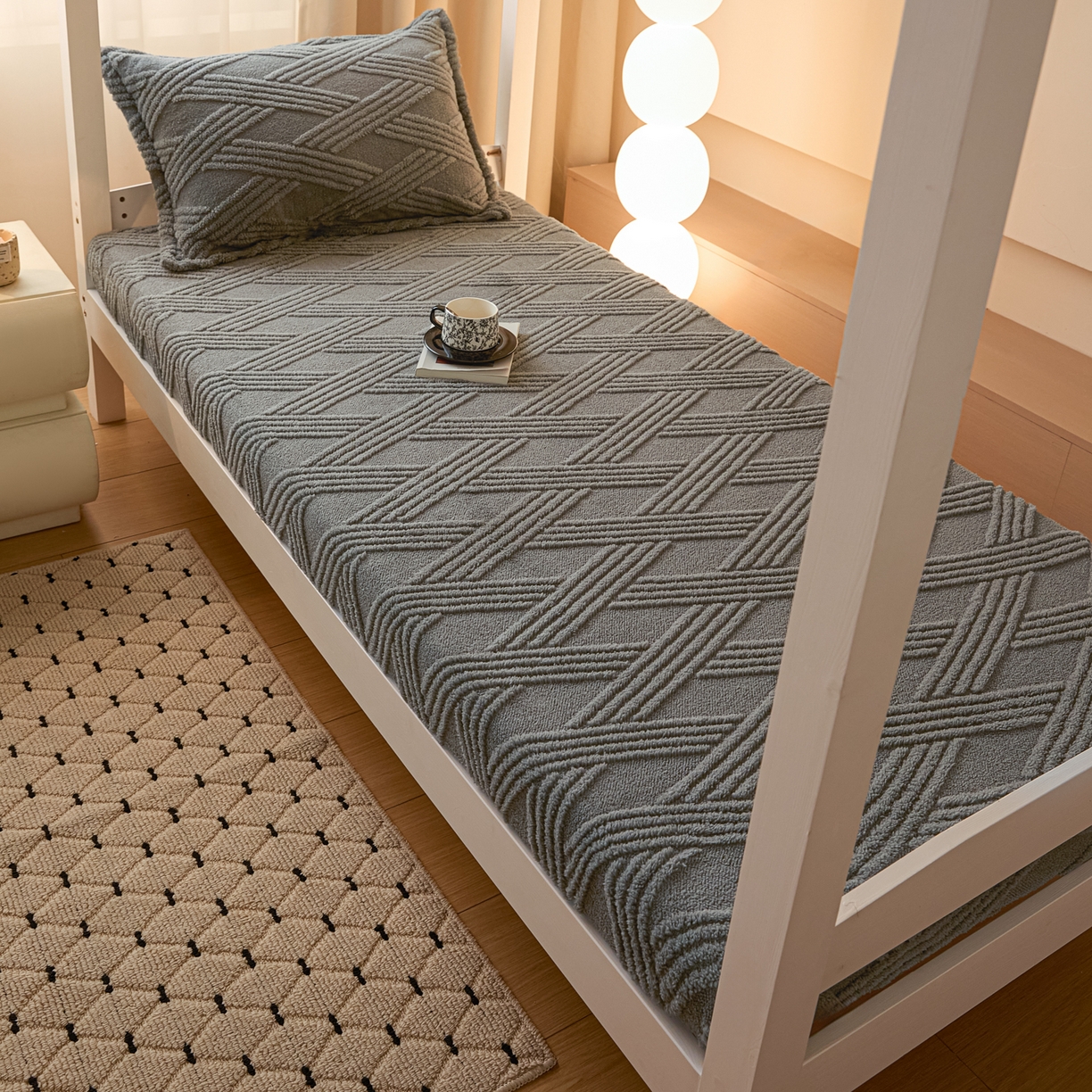 91家纺网 家纺一手货源 找家纺 川悦生活 2025新款塔夫绒印花单床笠 阳光暖垫-星灰