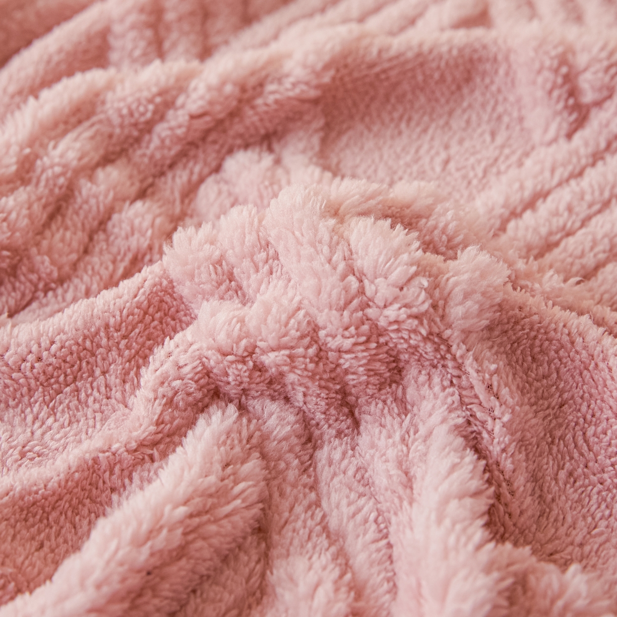 91家纺网 家纺一手货源 找家纺 川悦生活 2025新款塔夫绒印花单床笠 阳光暖垫-甜粉