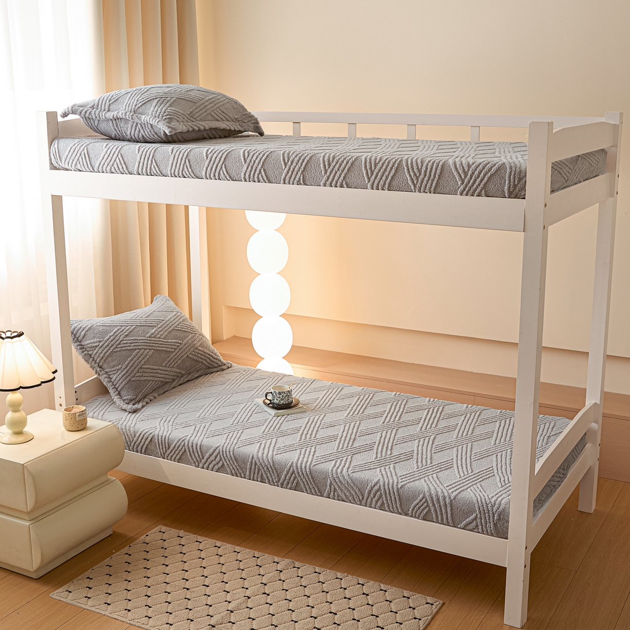 91家纺网 家纺一手货源 找家纺 川悦生活 2025新款塔夫绒印花单床笠 阳光暖垫-银灰