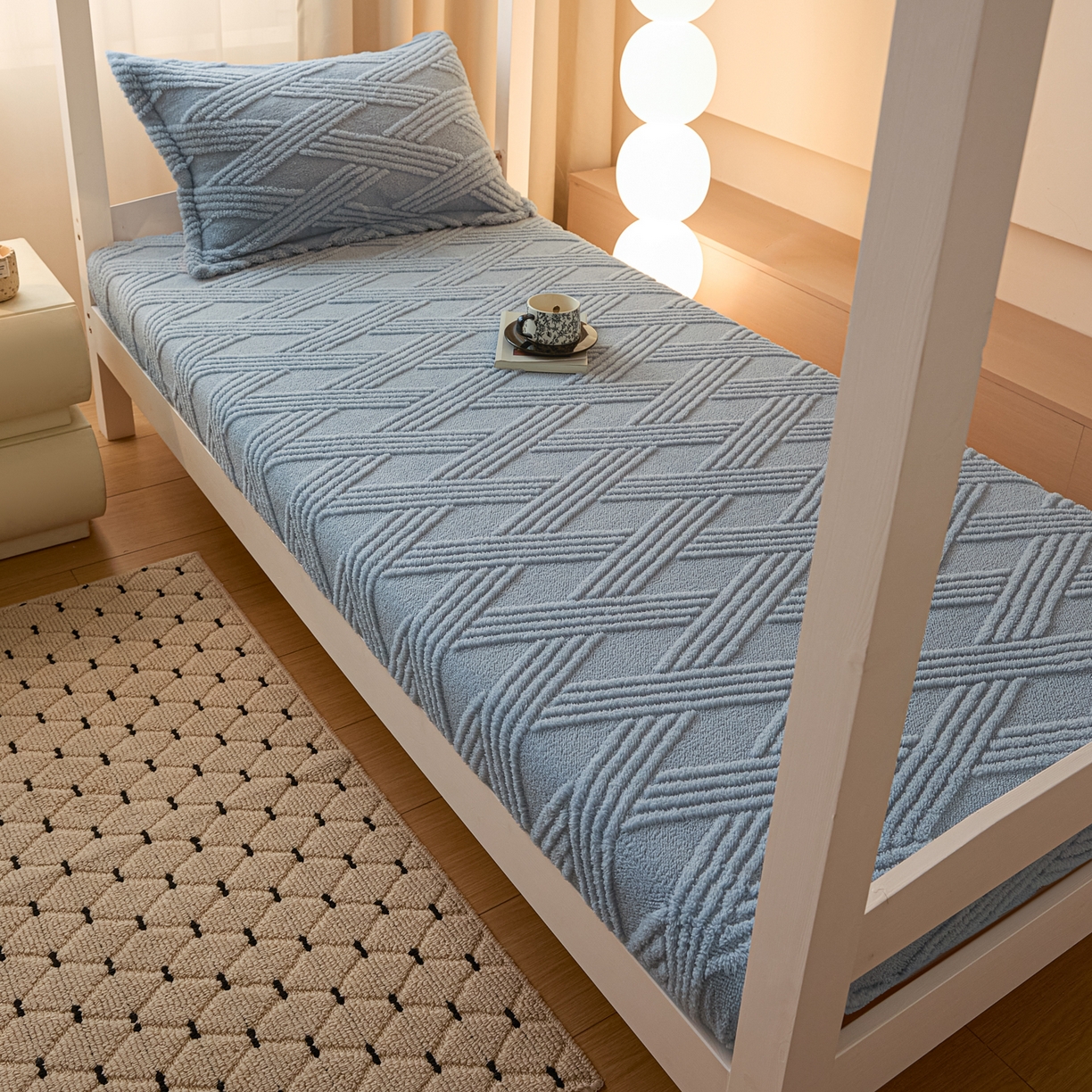 91家纺网 家纺一手货源 找家纺 川悦生活 2025新款塔夫绒印花单床笠 阳光暖垫-月蓝