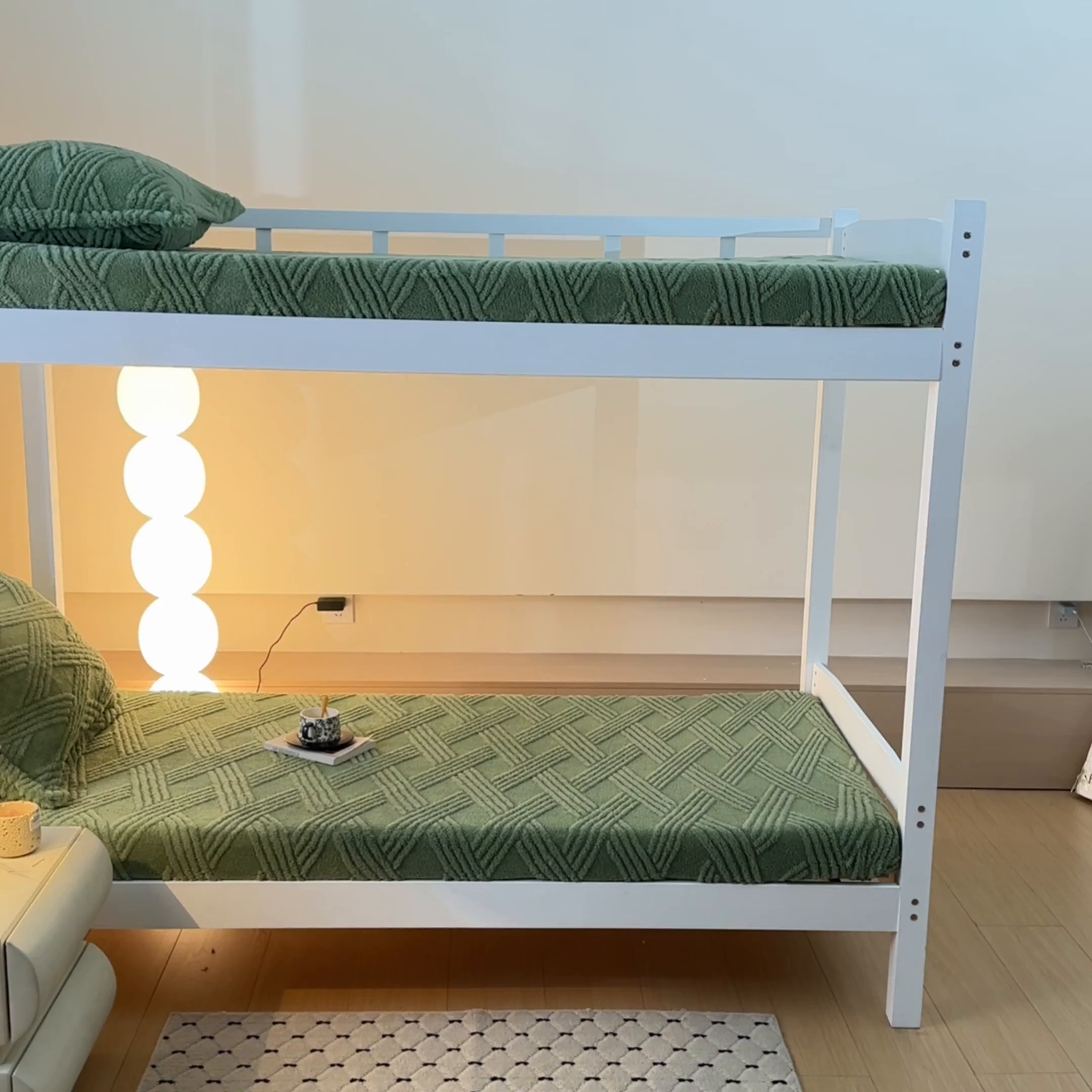 91家纺网 家纺一手货源 找家纺 川悦生活 2025新款塔夫绒印花单床笠 阳光暖垫-晴绿