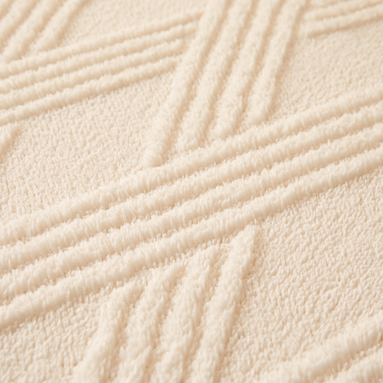 91家纺网 家纺一手货源 找家纺 川悦生活 2025新款塔夫绒印花单床笠 阳光暖垫-奶白