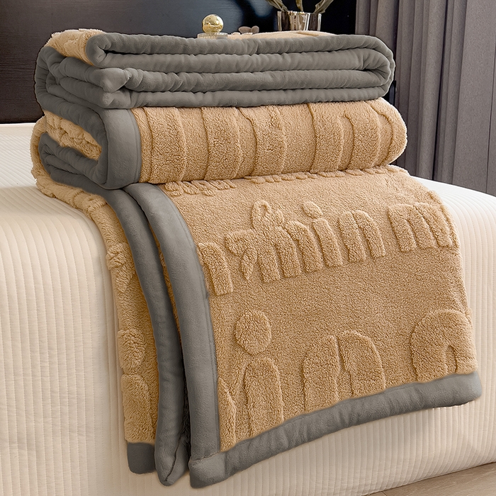 91家纺网 家纺一手货源 找家纺 叠派家纺 2025新款A类纯色min舒棉绒雕花剪花多功能毛毯（可供跨境外贸抽空热款首选） 灰边-浅咖