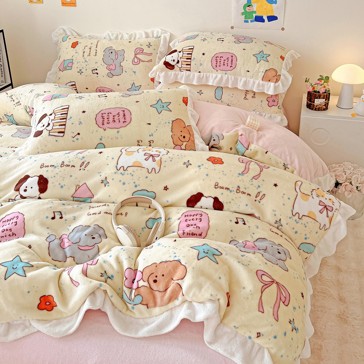 91家纺网 家纺一手货源 找家纺 （总）眷恋家纺 2025新款秋冬新品牛奶绒花边四件套