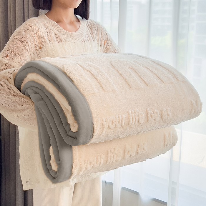 叠派家纺 2025新款A类纯色min舒棉绒雕花剪花多功能毛毯（可供跨境外贸抽空热款首选） 灰边-纯真白