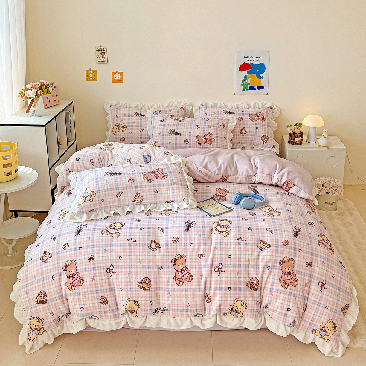 91家纺网 家纺一手货源 找家纺 （总）眷恋家纺 2025新款秋冬新品牛奶绒花边四件套