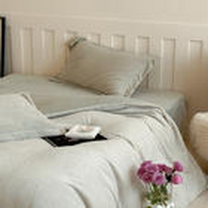 91家纺网 家纺一手货源 找家纺 （总）凯罗 2025新款花卉系列高克重牛奶绒雕花四件套