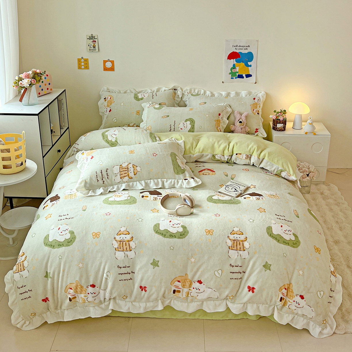 眷恋家纺 2025新款秋冬新品牛奶绒花边四件套 露营日记