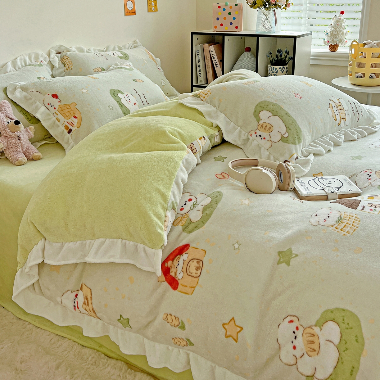 91家纺网 家纺一手货源 找家纺 眷恋家纺 2025新款秋冬新品牛奶绒花边四件套 露营日记