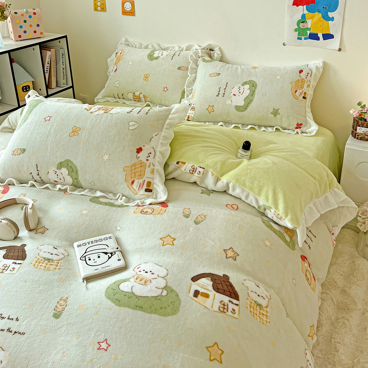 91家纺网 家纺一手货源 找家纺 眷恋家纺 2025新款秋冬新品牛奶绒花边四件套 露营日记