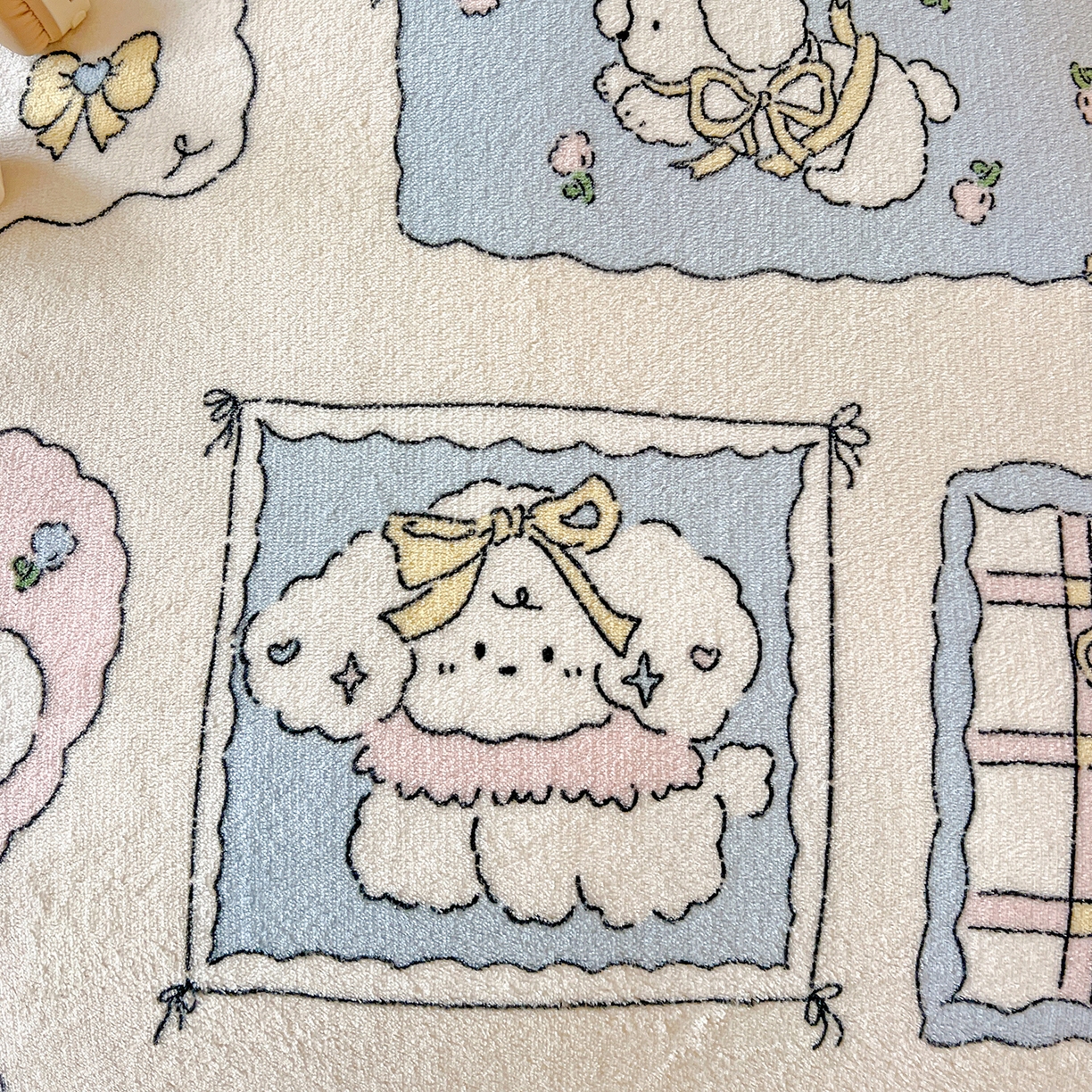 91家纺网 家纺一手货源 找家纺 眷恋家纺 2025新款秋冬新品牛奶绒花边四件套 奶油小狗