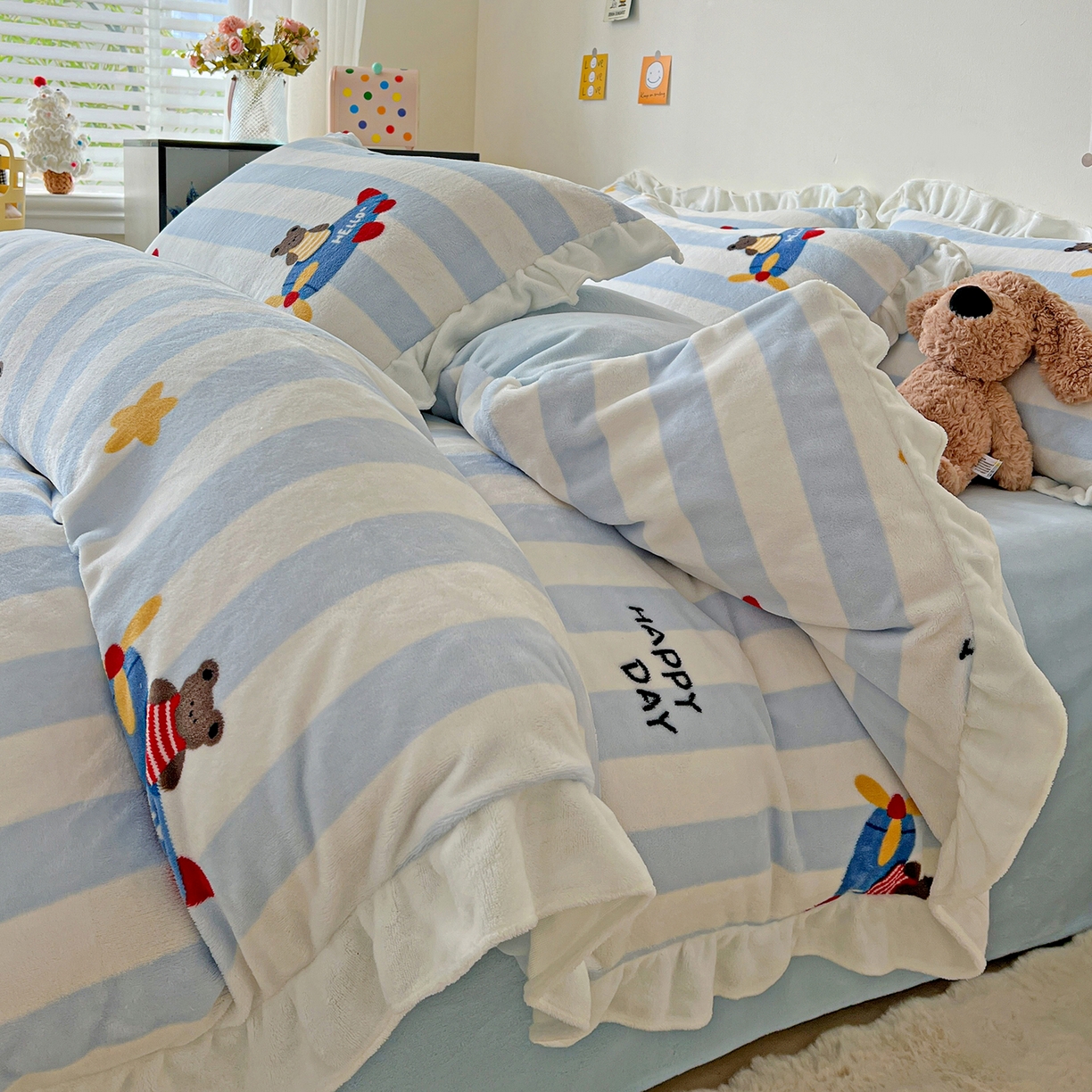 91家纺网 家纺一手货源 找家纺 眷恋家纺 2025新款秋冬新品牛奶绒花边四件套 小飞机