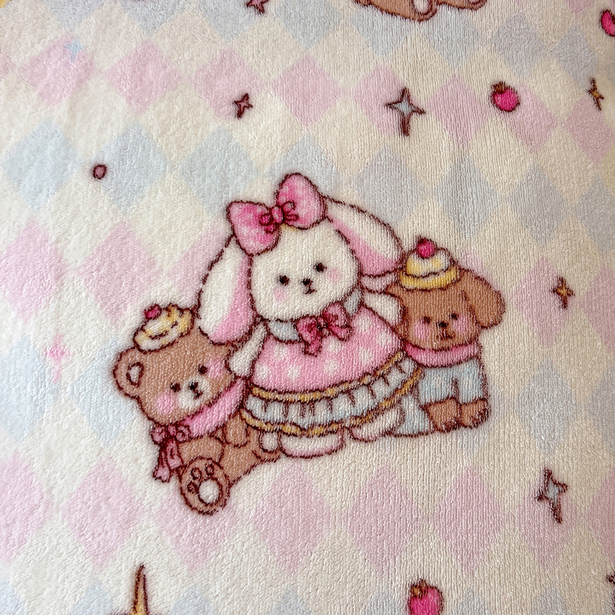 91家纺网 家纺一手货源 找家纺 眷恋家纺 2025新款秋冬新品牛奶绒花边四件套 星星宠物