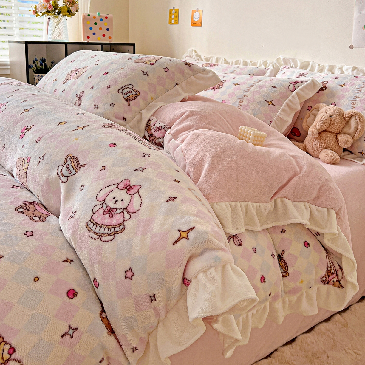 91家纺网 家纺一手货源 找家纺 眷恋家纺 2025新款秋冬新品牛奶绒花边四件套 星星宠物