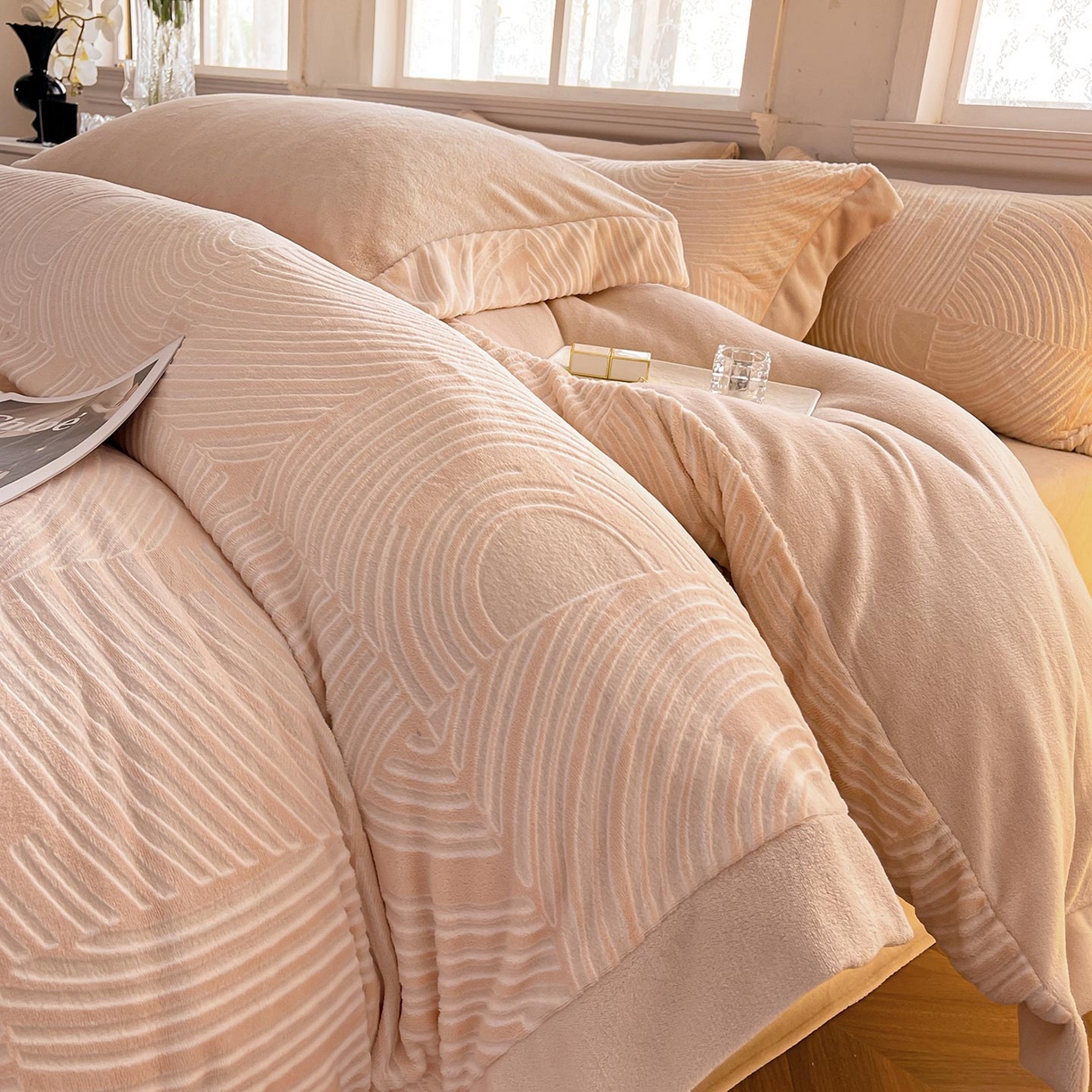 91家纺网 家纺一手货源 找家纺 （总） 2025冬季热款A类加厚雕花牛奶绒四件套双面保暖刺绣被套珊瑚绒床单床上用品