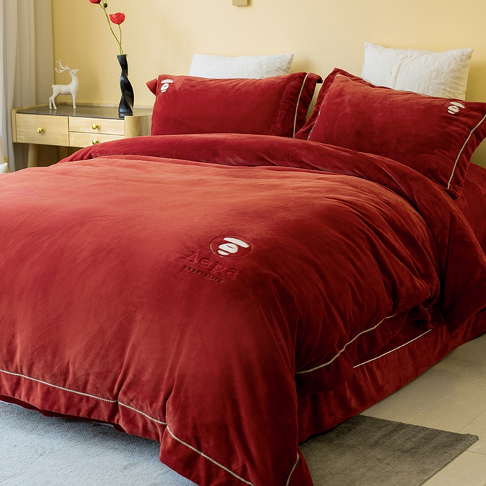 91家纺网 家纺一手货源 找家纺 （总）芯丝路枕业 2025新款蚕丝棉四件套系列-彩虹光圈