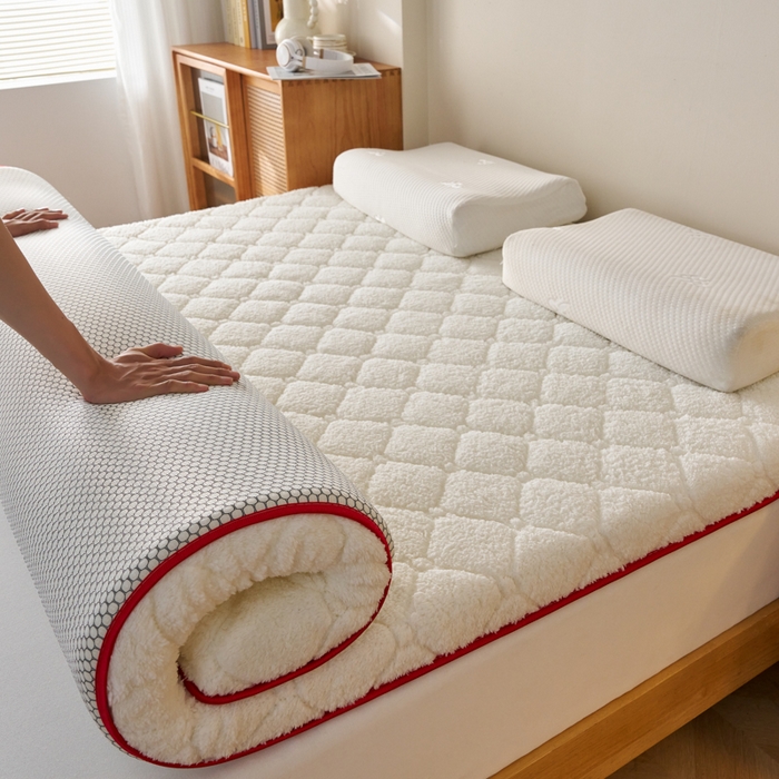 91家纺网 家纺一手货源 找家纺 （总）芊梵床垫 2025新款5D网格布单边硬质棉羊羔绒床垫系列