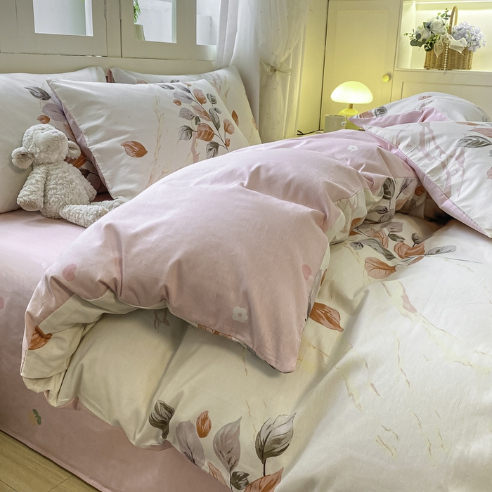 91家纺网 家纺一手货源 找家纺 红日子纺织品 2025新款A类全棉印花单被套 泊影枫叶