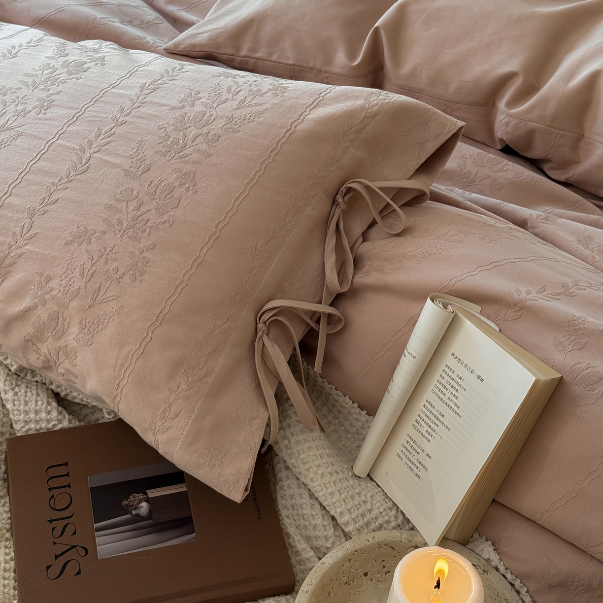 91家纺网 家纺一手货源 找家纺 （总）简纯主义 2025新款A类磨毛浮雕提花四件套-图二