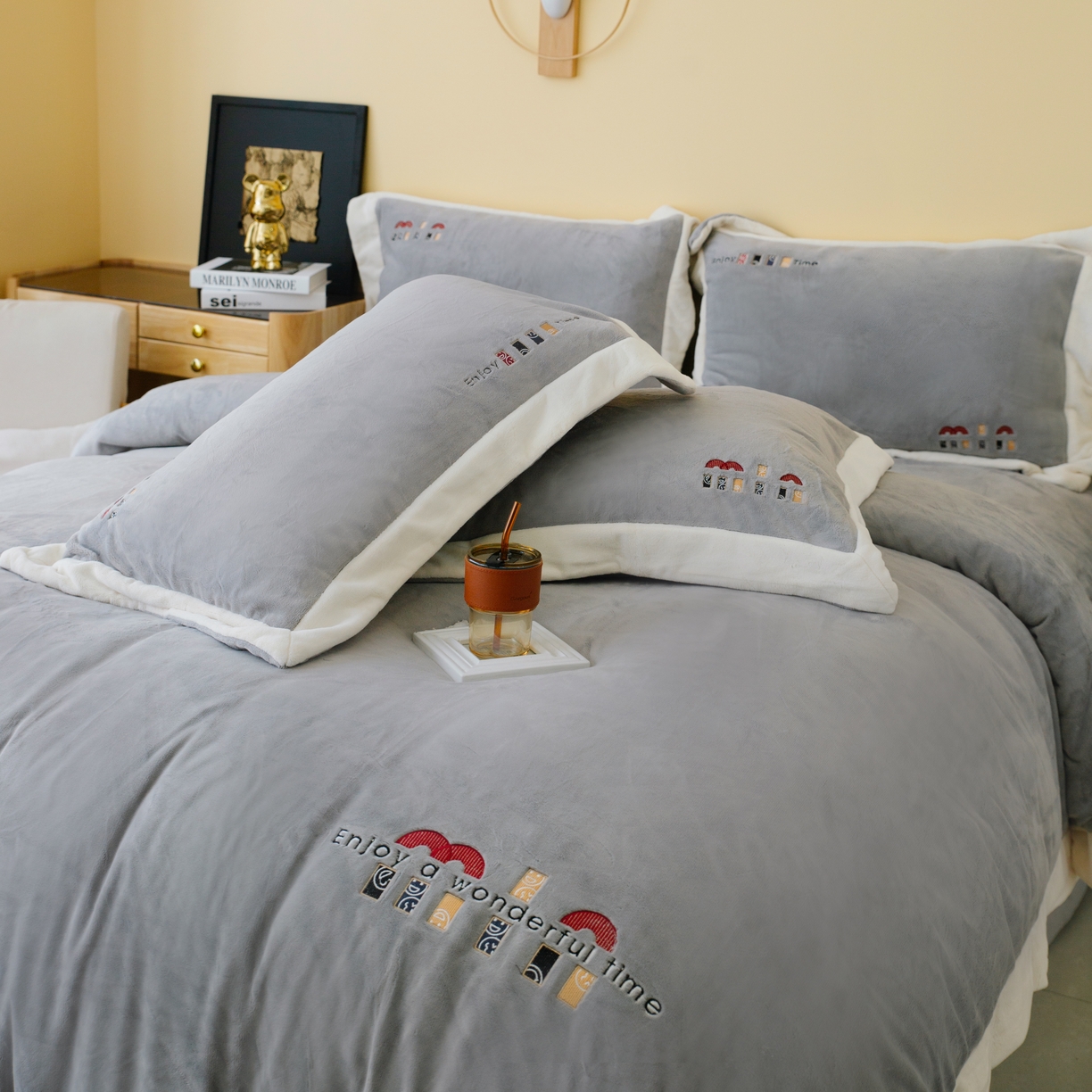 91家纺网 家纺一手货源 找家纺 （总）芯丝路枕业 2025新款蚕丝棉四件套系列-可可缪