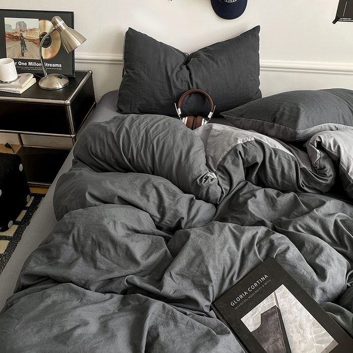 91家纺网 家纺一手货源 找家纺 梦卓家纺 2025爆款ins风超柔褶皱亲肤磨毛水洗棉四件套 深空灰