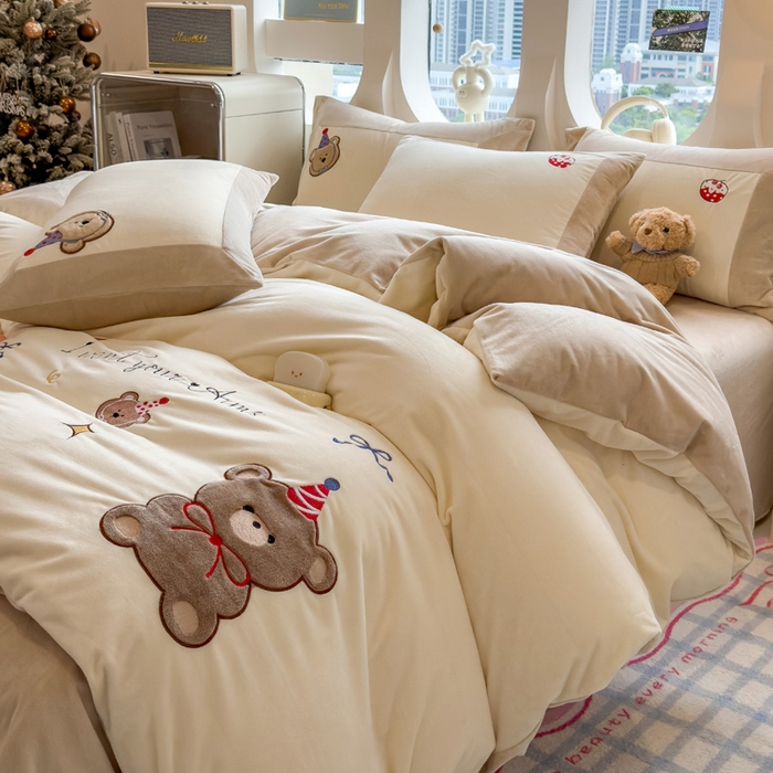 91家纺网 家纺一手货源 找家纺 （总）席世家 2025新款婴儿绒贴布绣四件套