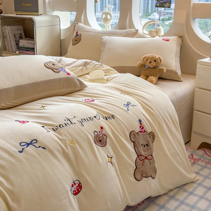 91家纺网 家纺一手货源 找家纺 （总）席世家 2025新款婴儿绒贴布绣四件套