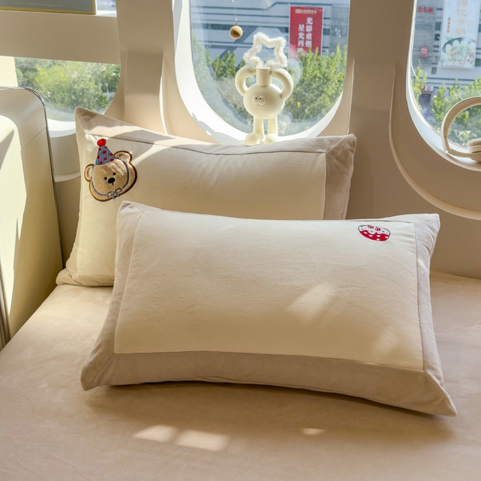 91家纺网 家纺一手货源 找家纺 （总）席世家 2025新款婴儿绒贴布绣四件套