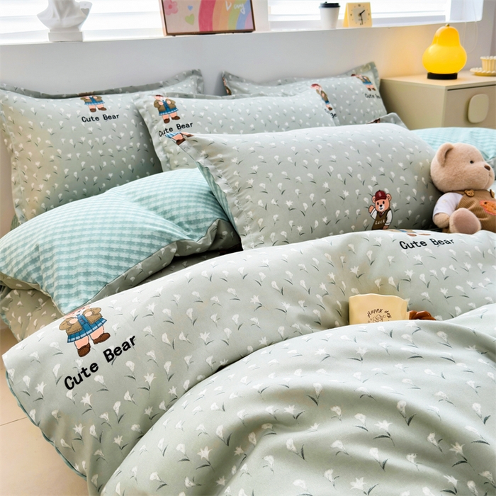 91家纺网 家纺一手货源 找家纺 2025新款直播爆款高克重植物羊绒四件套 萌熊校记