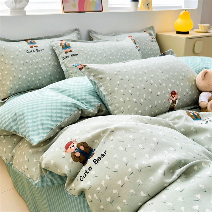 91家纺网 家纺一手货源 找家纺 2025新款直播爆款高克重植物羊绒四件套 萌熊校记