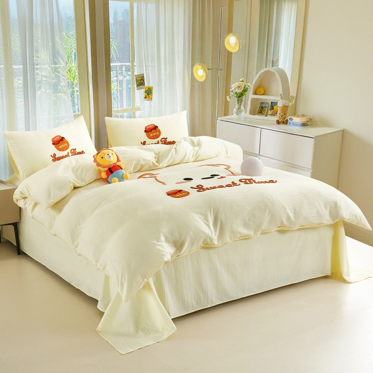 91家纺网 家纺一手货源 找家纺 恋之语 2025新款皱皱纱毛巾绣四件套及单被套系列-俏皮熊 俏皮熊-米白