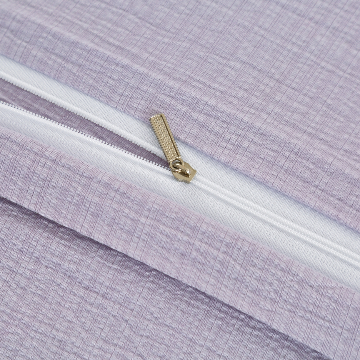 91家纺网 家纺一手货源 找家纺 恋之语 2025新款皱皱纱木棉毛巾绣四件套及单被套系列-俏皮熊 俏皮熊-紫色