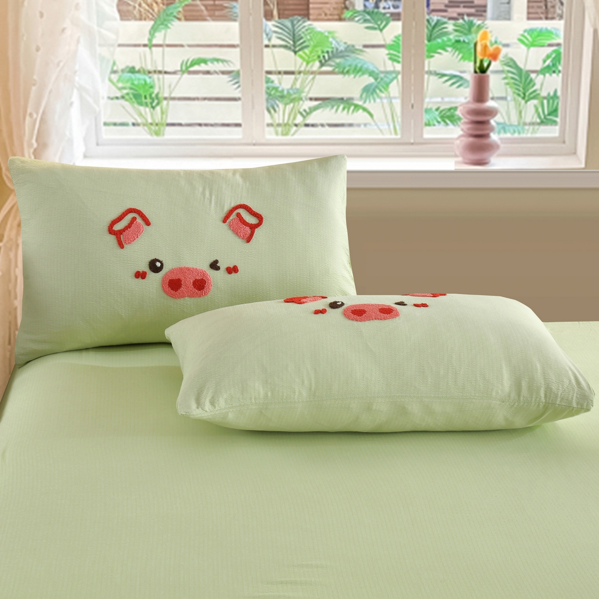 91家纺网 家纺一手货源 找家纺 恋之语 2025新款皱皱纱木棉毛巾绣四件套及单被套系列-可爱猪 可爱猪-抹茶绿