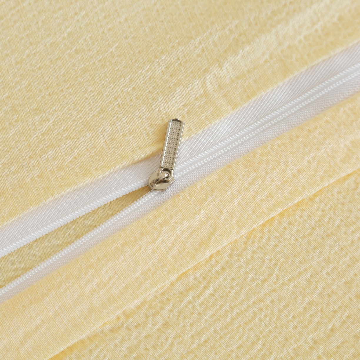 91家纺网 家纺一手货源 找家纺 （总）恋之语 2025新款皱皱纱木棉毛巾绣四件套及单被套系列-可爱猪