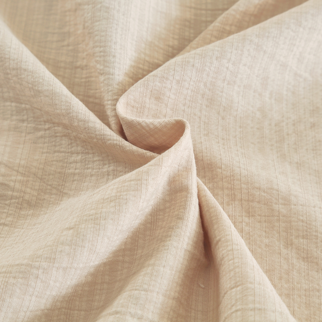 91家纺网 家纺一手货源 找家纺 恋之语 2025新款皱皱纱木棉毛巾绣四件套及单被套系列-可爱猪 可爱猪-浅咖