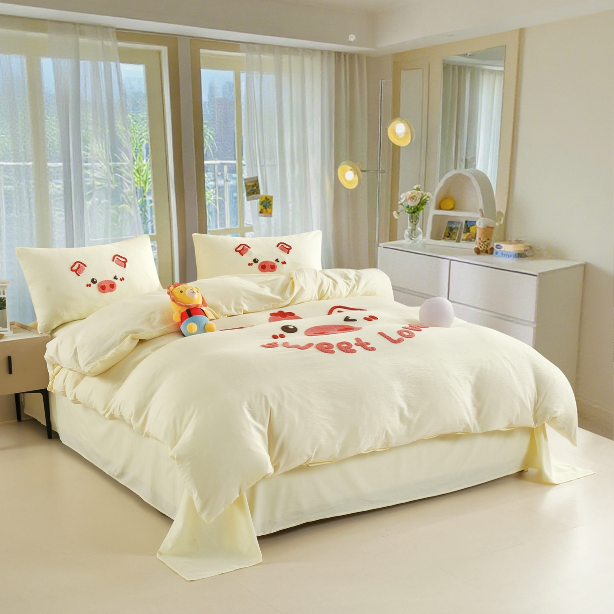 91家纺网 家纺一手货源 找家纺 恋之语 2025新款皱皱纱木棉毛巾绣四件套及单被套系列-可爱猪 可爱猪-米白