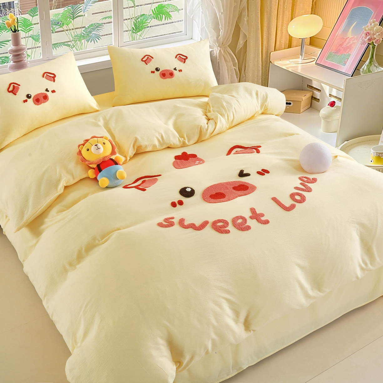 91家纺网 家纺一手货源 找家纺 恋之语 2025新款皱皱纱木棉毛巾绣四件套及单被套系列-可爱猪 可爱猪-黄色