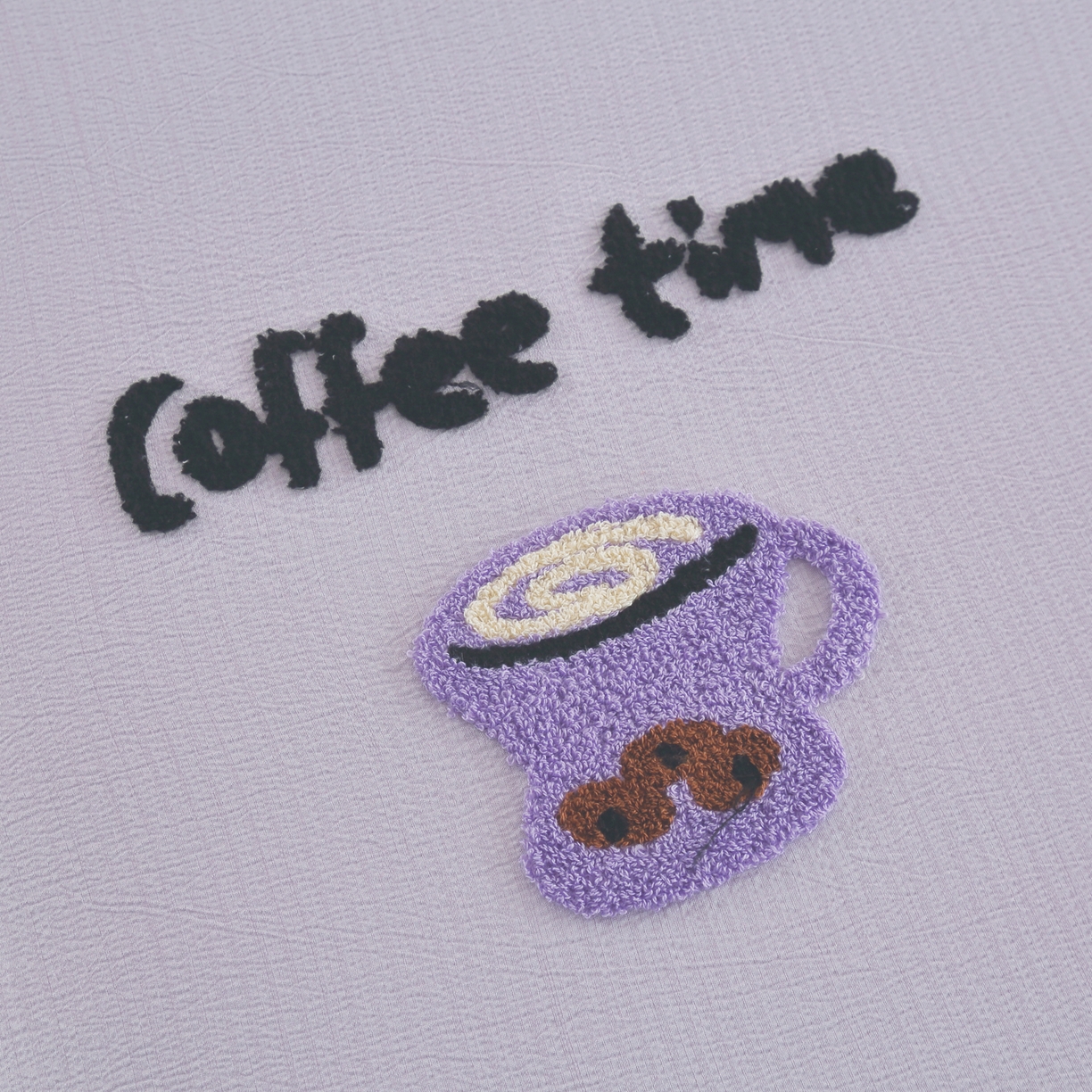 91家纺网 家纺一手货源 找家纺 恋之语 2025新款皱皱纱木棉毛巾绣四件套及单被套系列-乖乖狗 乖乖狗-紫色