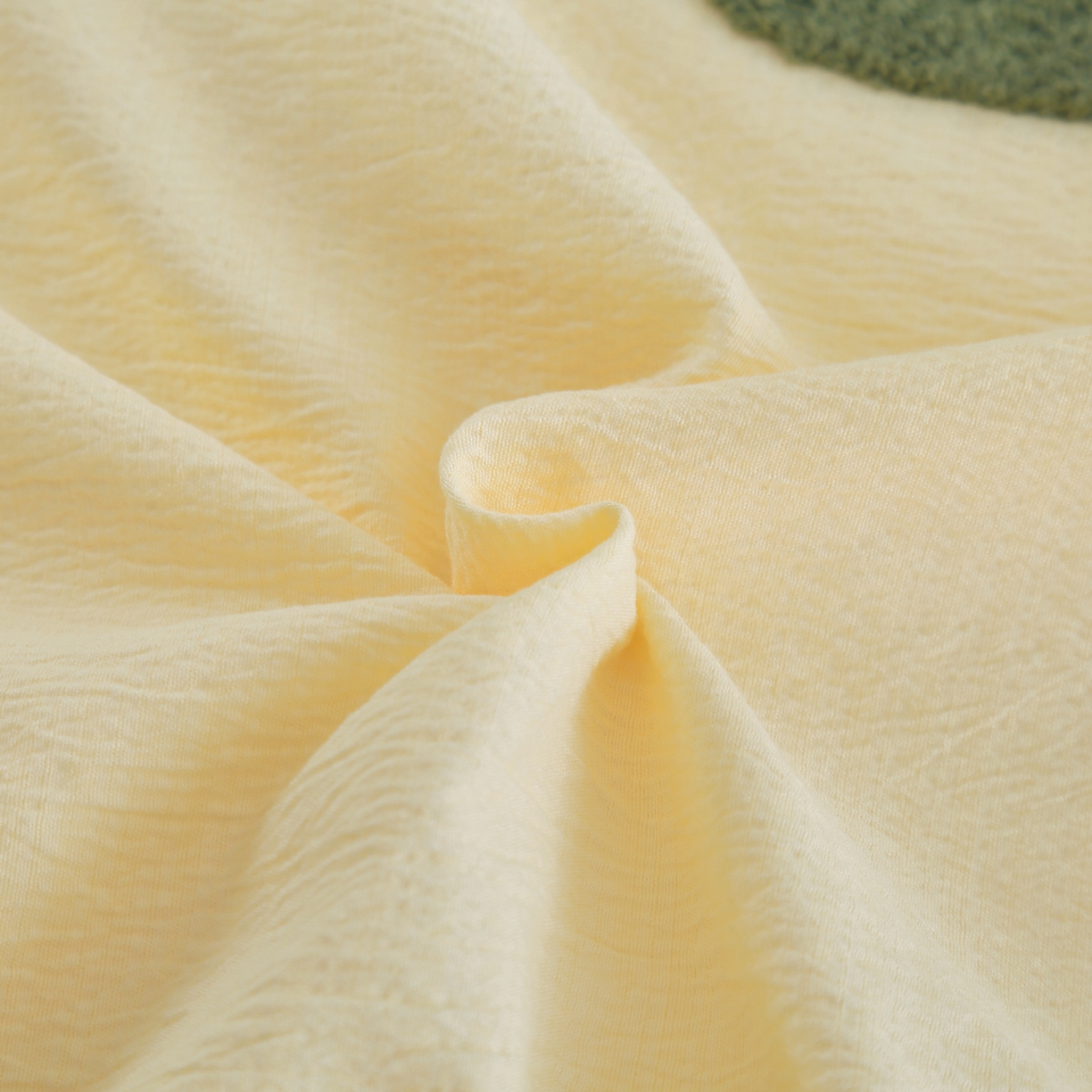 91家纺网 家纺一手货源 找家纺 恋之语 2025新款皱皱纱木棉毛巾绣四件套及单被套系列-乖乖狗 乖乖狗-黄色