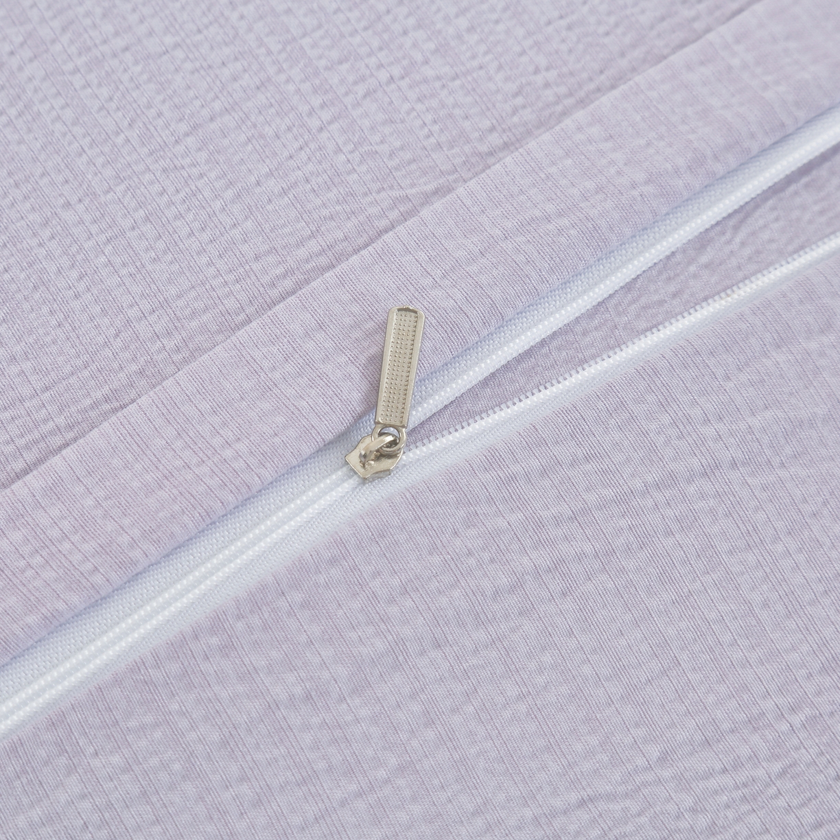 91家纺网 家纺一手货源 找家纺 恋之语 2025新款皱皱纱木棉毛巾绣四件套及单被套系列-乖乖狗 乖乖狗-紫色