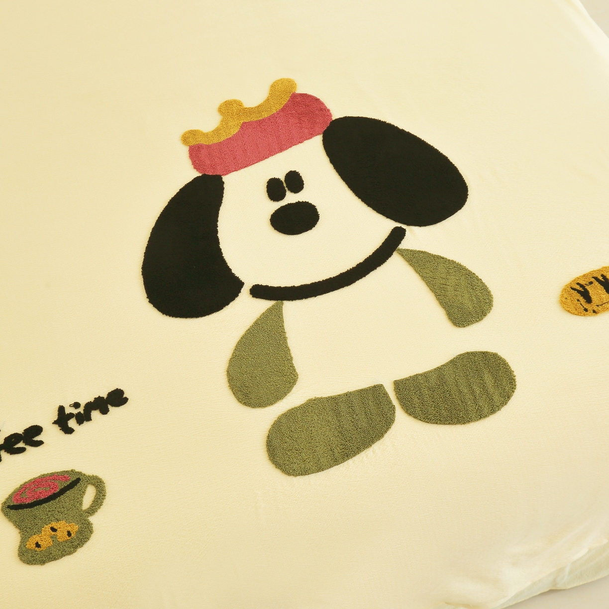 91家纺网 家纺一手货源 找家纺 恋之语 2025新款皱皱纱木棉毛巾绣四件套及单被套系列-乖乖狗 乖乖狗-黄色