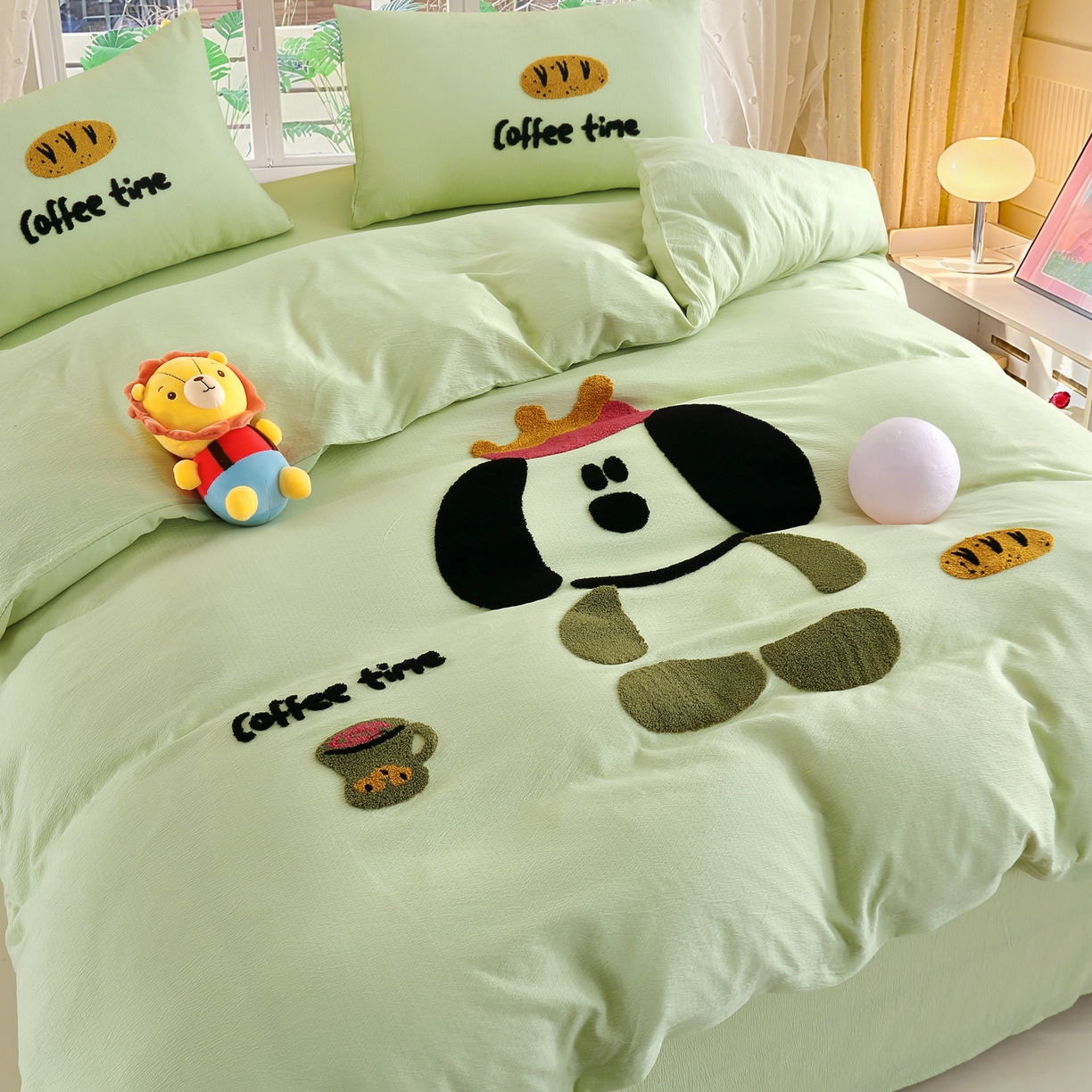 91家纺网 家纺一手货源 找家纺 恋之语 2025新款皱皱纱木棉毛巾绣四件套及单被套系列-乖乖狗 乖乖狗-抹茶绿