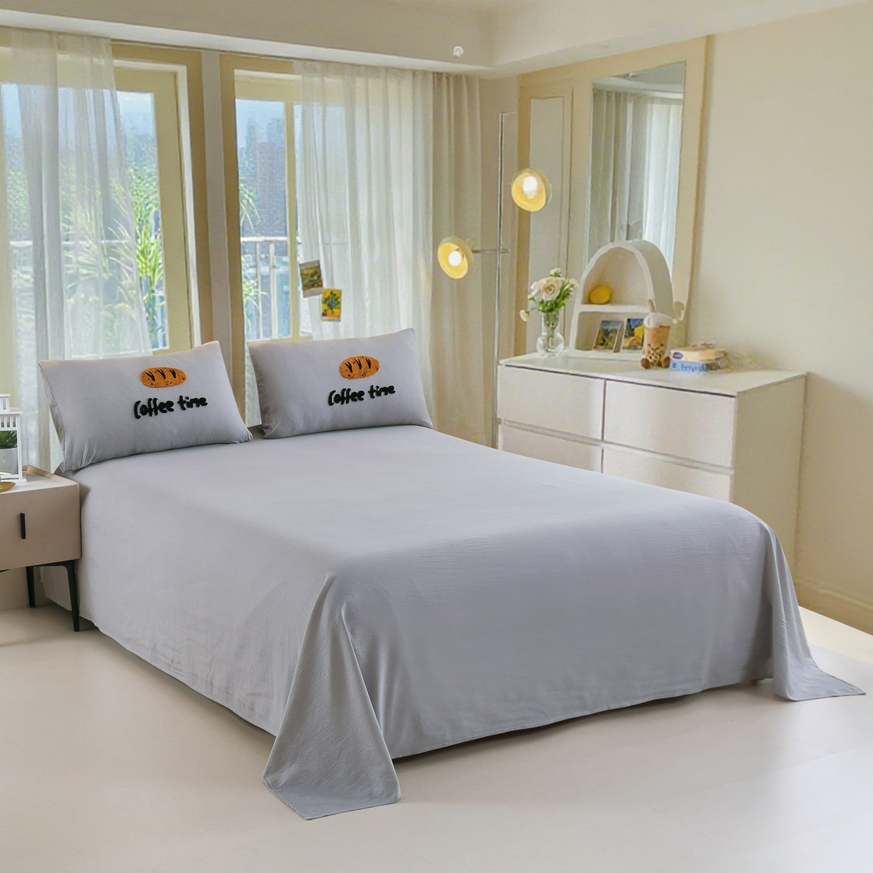 91家纺网 家纺一手货源 找家纺 恋之语 2025新款皱皱纱木棉毛巾绣四件套及单被套系列-乖乖狗 乖乖狗-浅灰