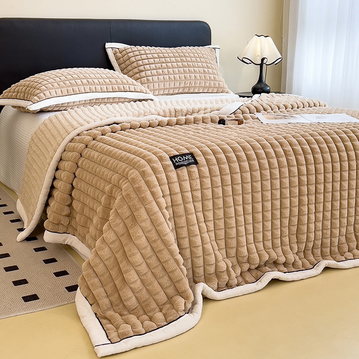 91家纺网 家纺一手货源 找家纺 叠派家纺 2025新款毛毯A类金貂绒毛毯剪格多功能毛毯盖毯毛毯（可供跨境外贸抽空热款首选） 金貂绒-卡其