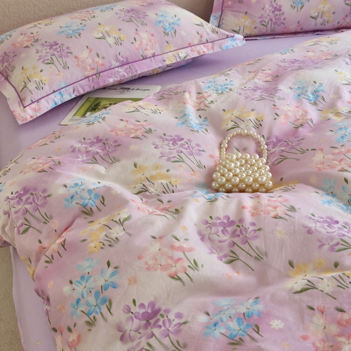 91家纺网 家纺一手货源 找家纺 三沁家居 2025新款全棉纯棉斜纹精梳长绒棉印花四件套 紫藤花蔓