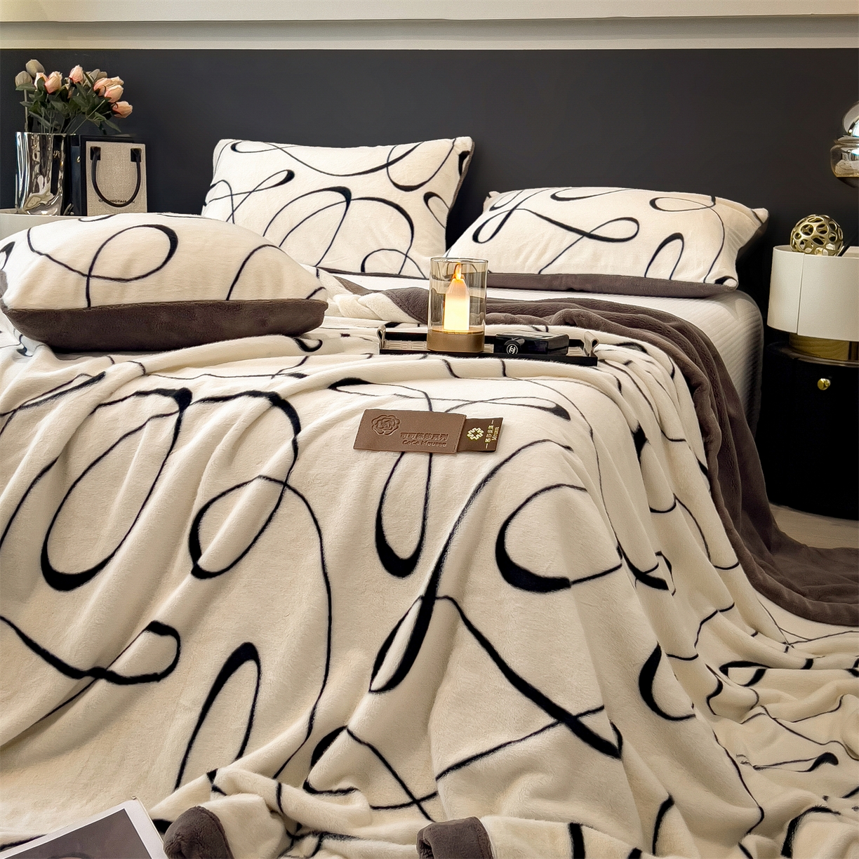 91家纺网 家纺一手货源 找家纺 叠派家纺 2025新款A类轻奢款高克重高端水貂四件套可可慕莎系列（直播热款）提供买家秀 可可慕莎-交织白