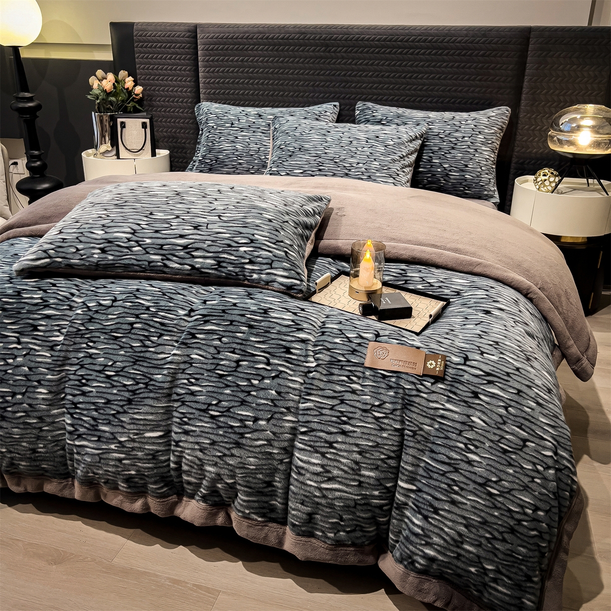 叠派家纺 2025新款A类轻奢款高克重高端水貂四件套可可慕莎系列（直播热款）提供买家秀 可可慕莎-绮罗蓝灰