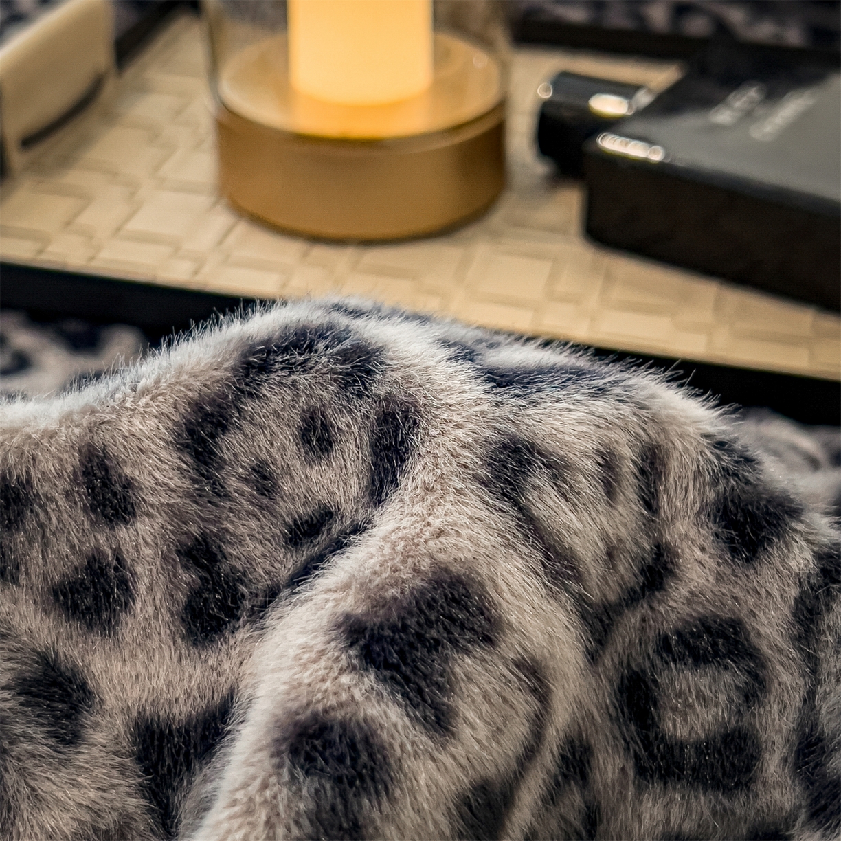 91家纺网 家纺一手货源 找家纺 叠派家纺 2025新款A类轻奢款高克重高端水貂四件套可可慕莎系列（直播热款）提供买家秀 可可慕莎-魅影蓝灰